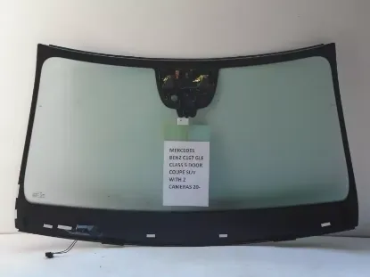 Picture of Windscreen Mercedes Benz