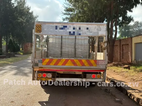 Picture of Mercedes Benz Atego 2016