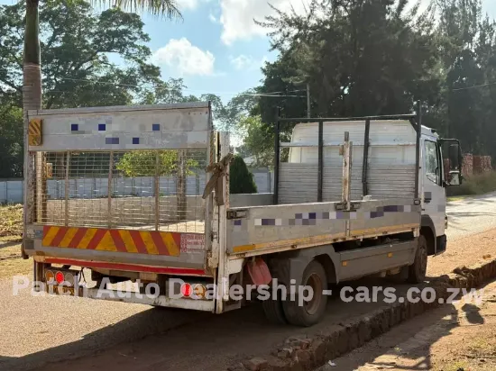 Picture of Mercedes Benz Atego 2016