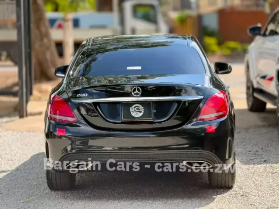 Picture of Mercedes Benz C-Class 2015