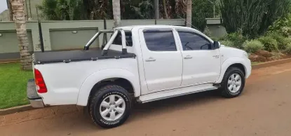 Picture of Toyota Hilux 2011