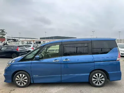 Picture of Nissan Serena 2018