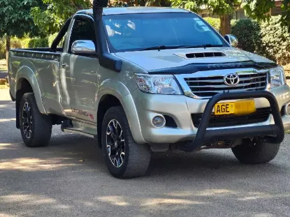 Picture of Toyota Hilux 2012