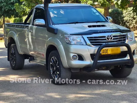 Picture of Toyota Hilux 2012