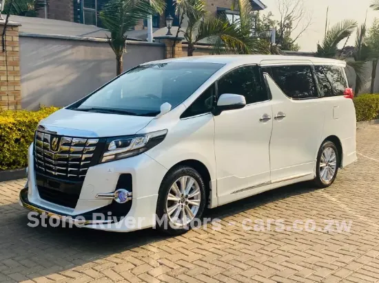 Picture of Toyota Alphard 2016