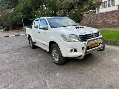 Picture of Toyota Hilux 2013