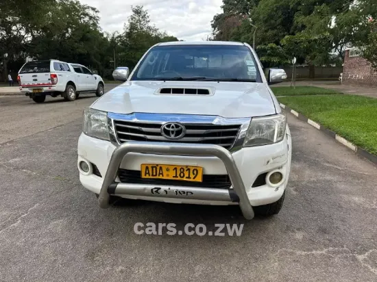Picture of Toyota Hilux 2013