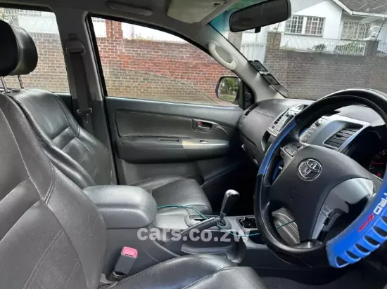 Picture of Toyota Hilux 2013