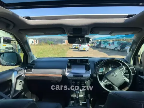 Picture of Toyota Prado 2020