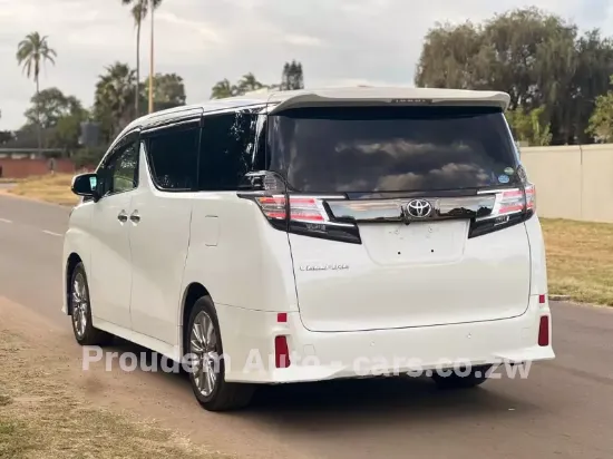 Picture of Toyota Vellfire 2017