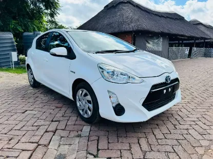 Picture of Toyota Aqua 2016