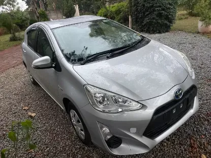 Picture of Toyota Aqua 2016