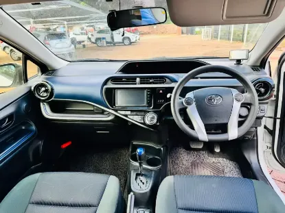 Picture of Toyota Aqua 2016