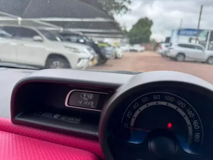 Picture of Toyota Porte 2016