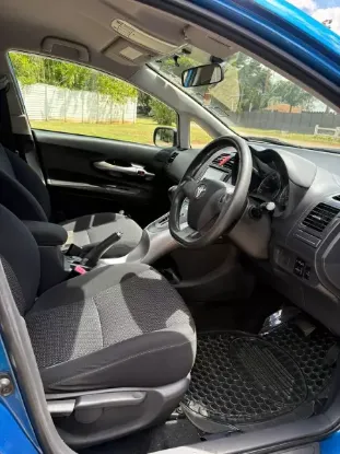 Picture of Toyota Auris 2010