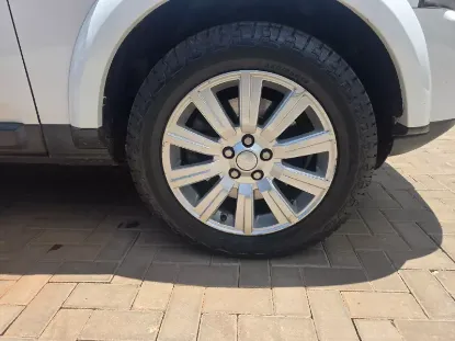Picture of Land Rover Discovery 2016