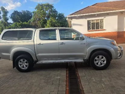 Picture of Toyota Hilux 2012