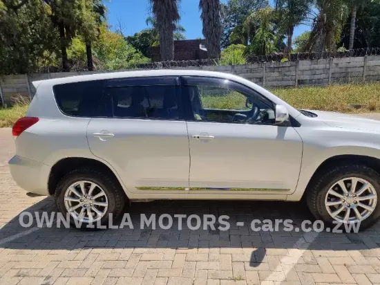 Picture of Toyota Vanguard 2014
