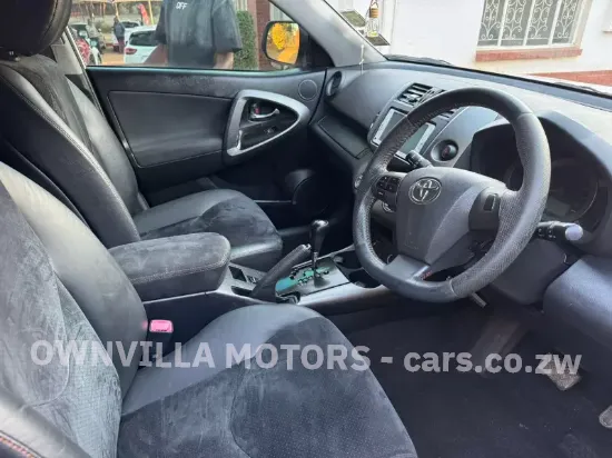 Picture of Toyota Vanguard 2014