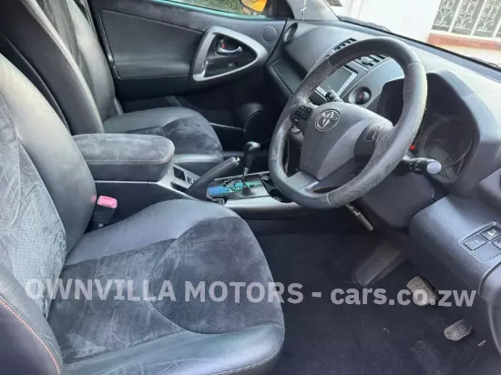 Picture of Toyota Vanguard 2014