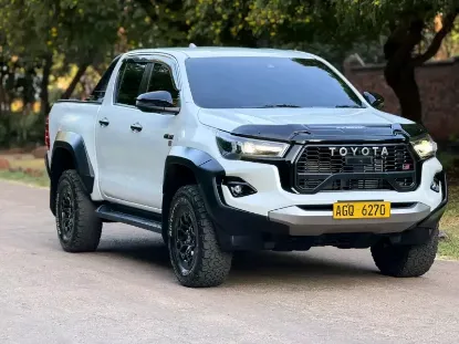 Picture of Toyota Hilux 2025