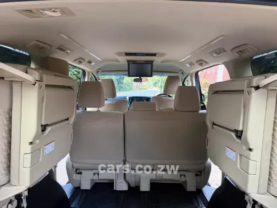 Picture of Toyota Vellfire 2017
