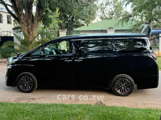 Picture of Toyota Vellfire 2017