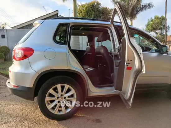Picture of VW Tiguan 2011