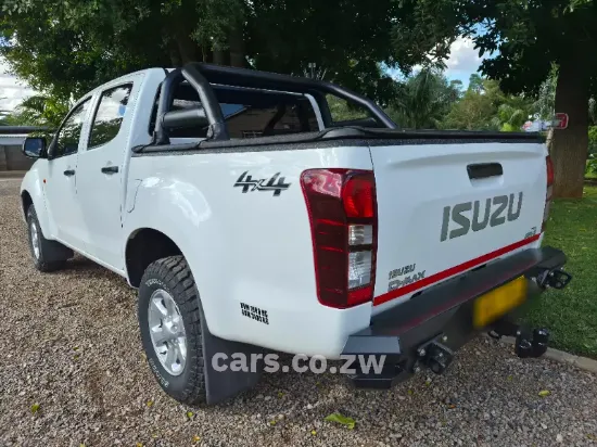 Picture of Isuzu KB250 2023