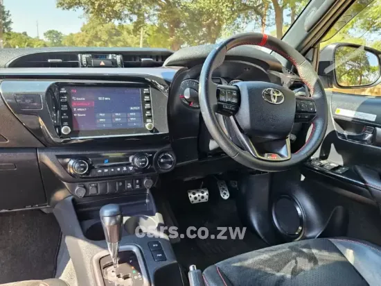 Picture of Toyota Hilux 2023