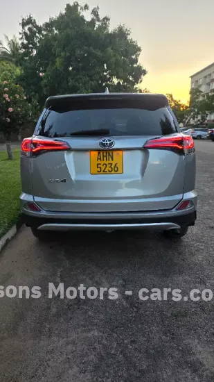 Picture of Toyota Rav4 2019