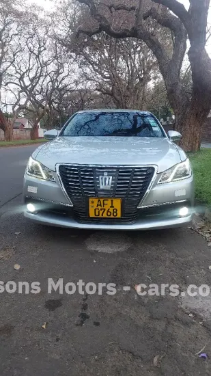 Picture of Toyota Crown 2014