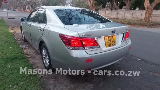 Picture of Toyota Crown 2014