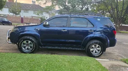 Picture of Toyota Fortuner 2008