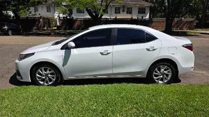 Picture of Toyota Corolla 2017