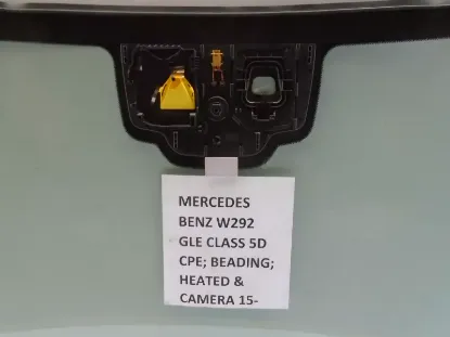 Picture of Windscreen Mercedes Benz