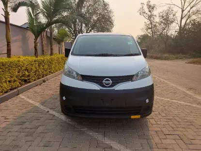 Picture of Nissan NV200 2019