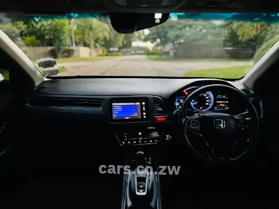 Picture of Honda Vezel 2015
