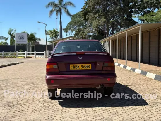 Picture of Hyundai Excel 1998