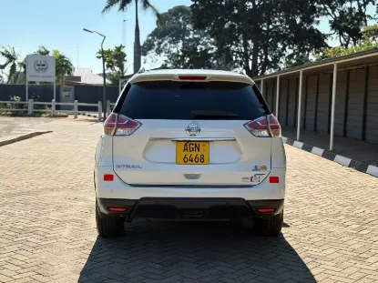 Picture of Nissan X-Trail 2014