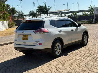 Picture of Nissan X-Trail 2014