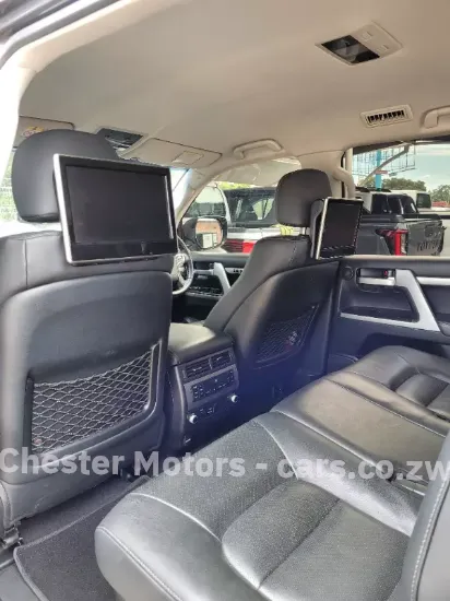 Picture of Toyota Land Cruiser 2020