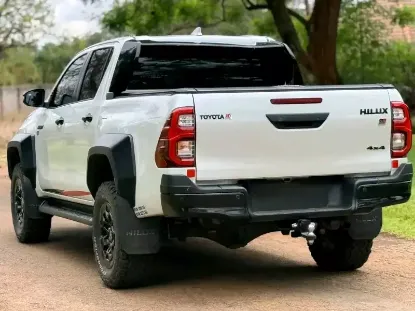 Picture of Toyota Hilux GD6 2025