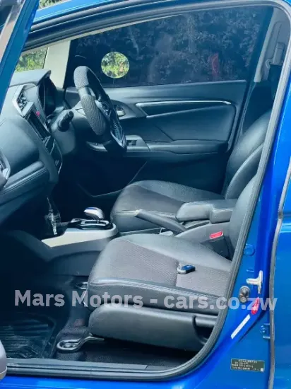 Picture of Honda Fit 2016