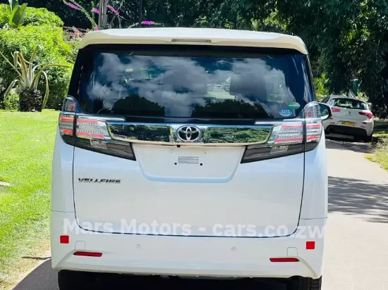 Picture of Toyota Vellfire 2018