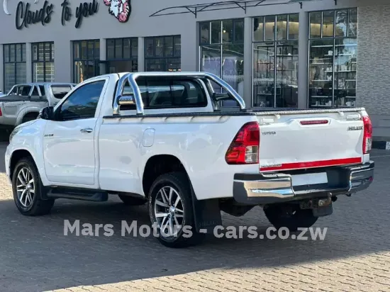 Picture of Toyota Hilux 2020