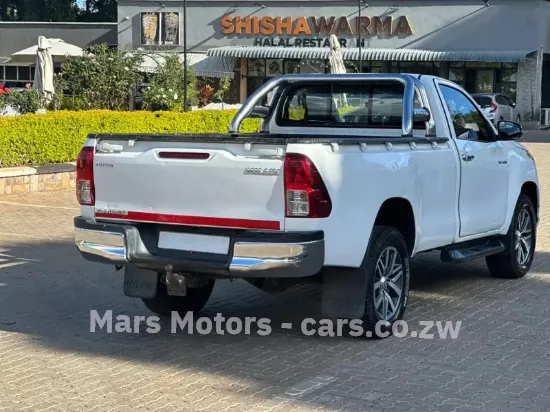 Picture of Toyota Hilux 2020