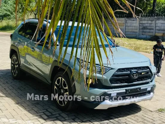 Picture of Toyota Rav4 2020