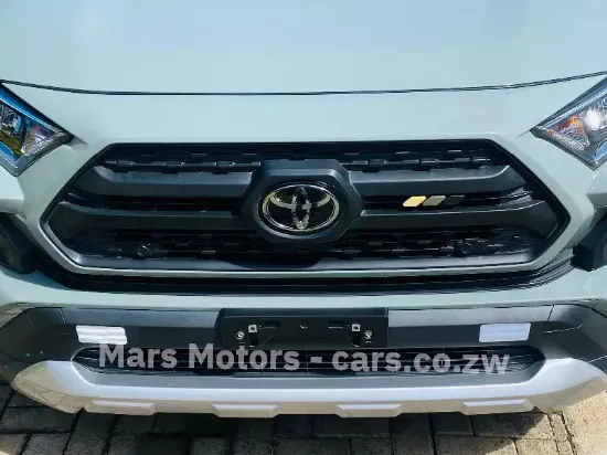 Picture of Toyota Rav4 2020