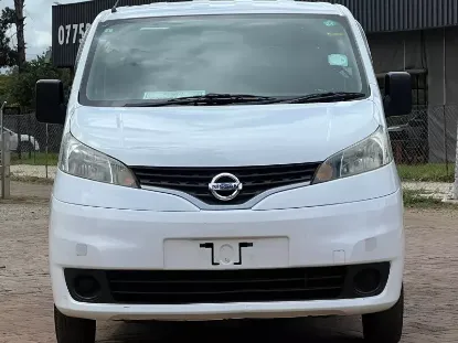 Picture of Nissan NV200 2019